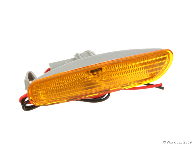 Foto de Luz de marcador lateral para Volvo S40 2000 Volvo V40 2000 Marca Apa/uro Parts Nmero de Parte W0133-1628926