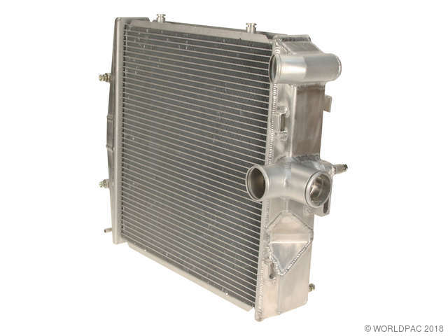 Foto de Radiador para Porsche Boxster Porsche Cayman Porsche 911 Marca Csf Radiator Nmero de Parte W0133-1778500