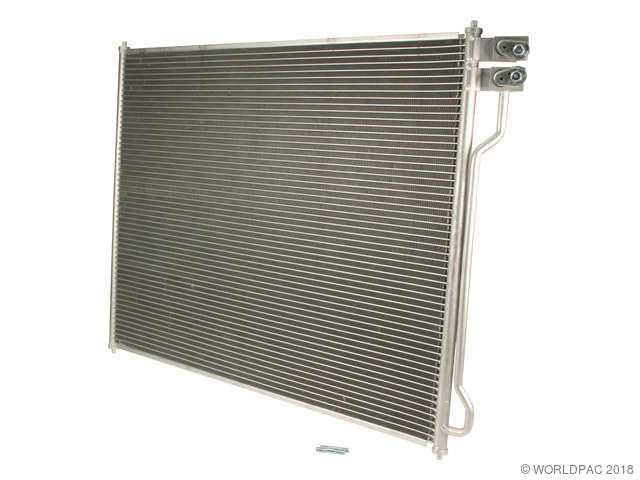 Foto de Condensador de Aire Acondicionado para Ford E-350 Super Duty Ford E-150 Ford E-250 Marca Csf Radiator Nmero de Parte W0133-1893774