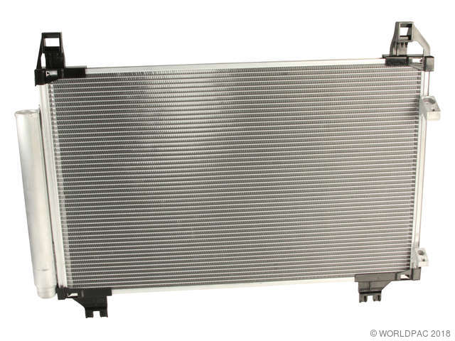 Foto de Condensador de Aire Acondicionado para Toyota Yaris Scion xD Marca Koyo Cooling Nmero de Parte W0133-1784547