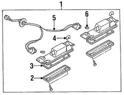 Foto de Conjunto de la luz de placa Original para Mazda Millenia Marca MAZDA Nmero de Parte T00151270D