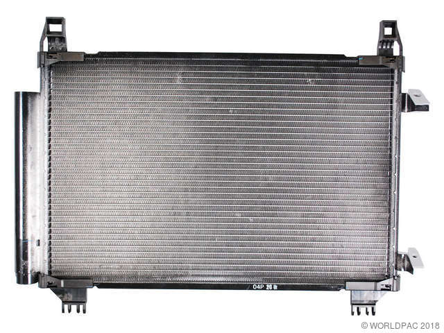 Foto de Condensador de Aire Acondicionado para Toyota Yaris Scion xD Marca Denso Nmero de Parte W0133-2101538