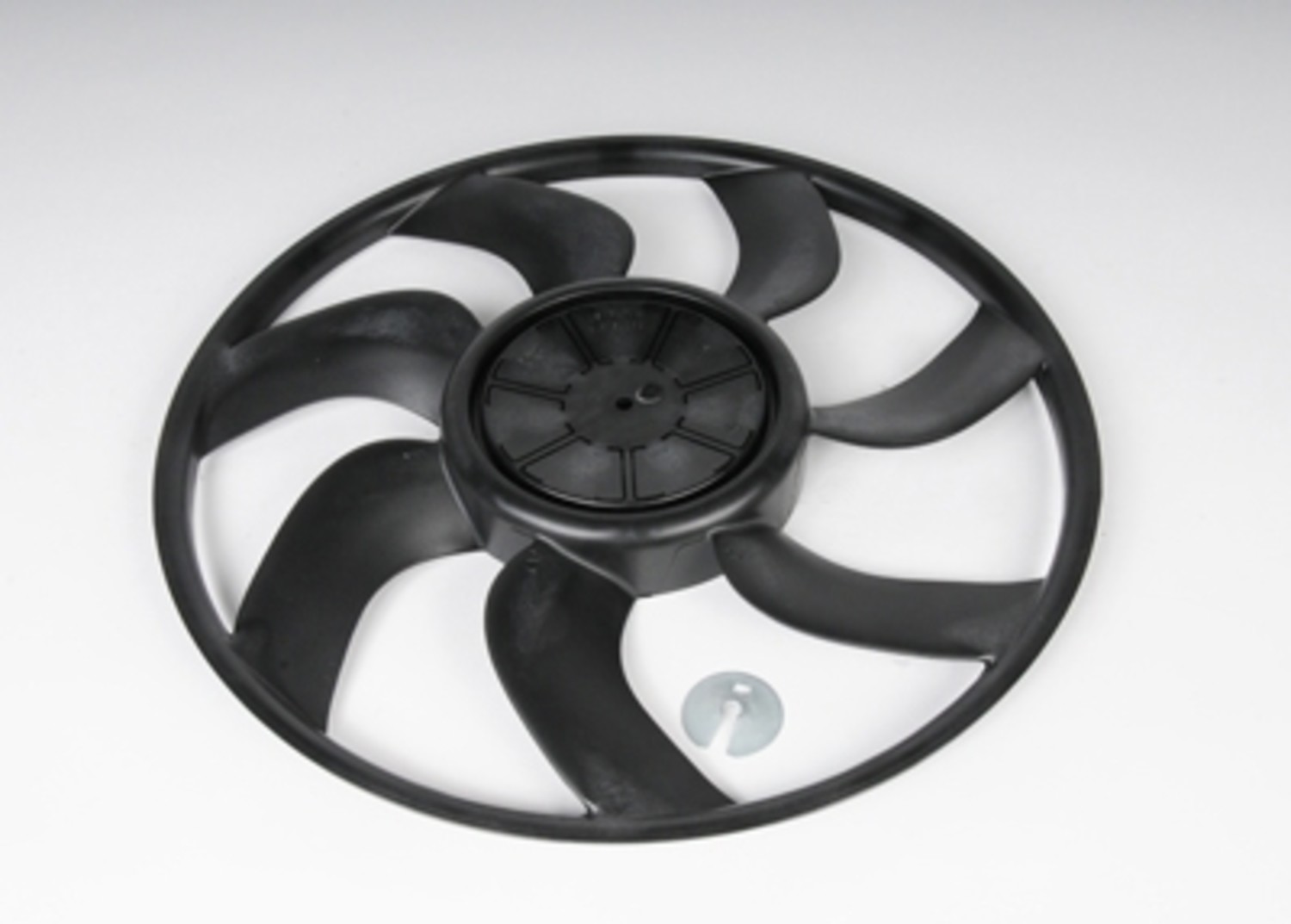 Foto de Aspa del ventilador de enfriamiento del motor para Cadillac Chevrolet GMC Marca AC Delco Nmero de Parte 15-80912