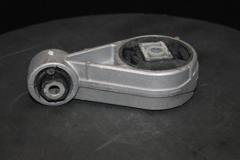 Foto de Soporte Amortiguador de Torque del Motor para Ford Focus 2000 Marca DEA PRODUCTS N�mero de Parte A2939