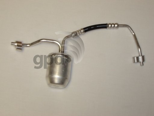 Foto de Acumulador de Aire Acondicionado con Mangueras w para Saturn Vue 2002 2003 2004 2005 2006 2007 Marca GLOBAL PARTS Nmero de Parte 4811592