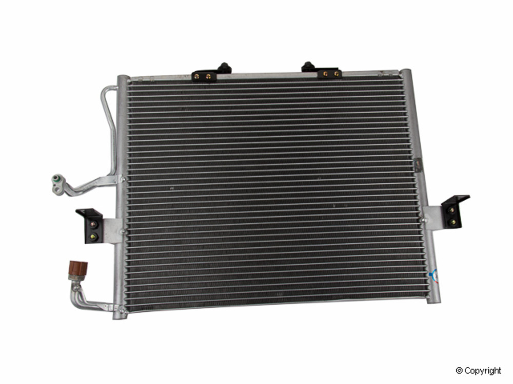 Foto de Condensador de Aire Acondicionado para Kia Sportage 1999 2000 2001 2002 Marca IMC N�mero de Parte #660 28019 686