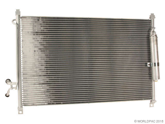 Foto de Condensador de Aire Acondicionado para Infiniti M35 Infiniti M45 Marca Nissens N�mero de Parte W0133-1779370
