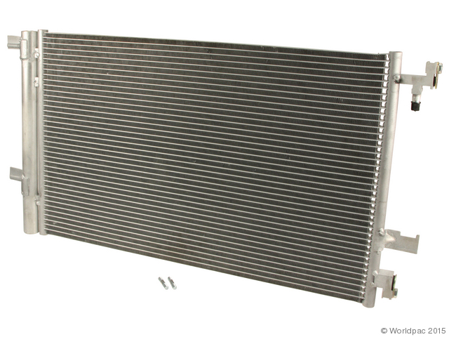 Foto de Condensador de Aire Acondicionado para Buick, Chevrolet, Cadillac Marca Nissens N�mero de Parte W0133-1972002