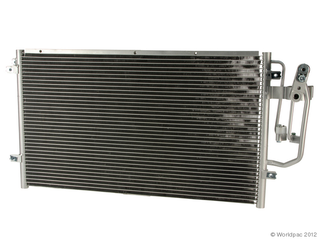 Foto de Condensador de Aire Acondicionado para Saturn Marca American Condenser Nmero de Parte W0133-1770143