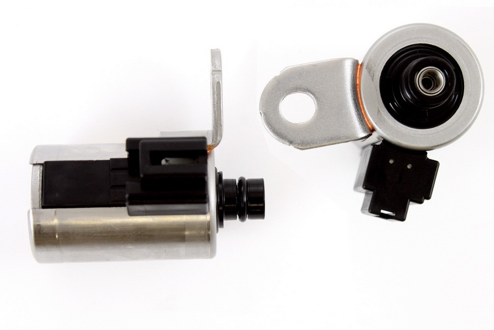 Foto de Solenoide de Control de Transmisi�n Autom�tica para Mazda 3 2004 Marca PIONEER INC. N�mero de Parte 771116