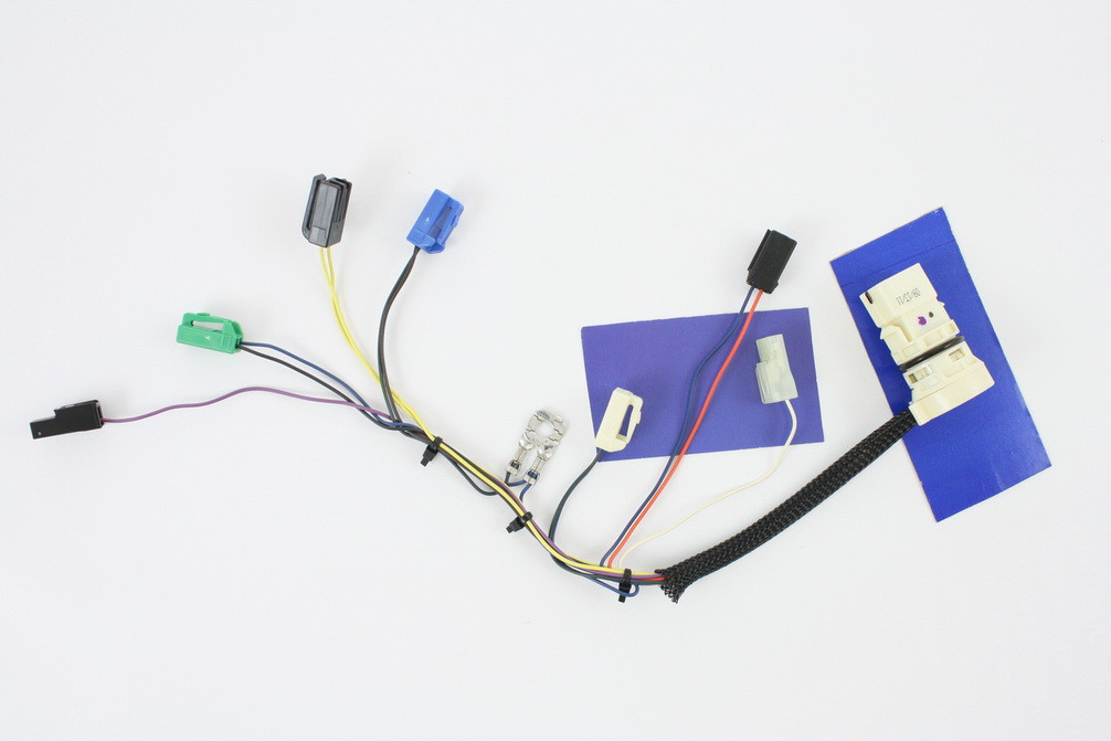 Foto de Arnes de Cableado Transmision Automatica Wiring para Ford Focus 2008 Marca PIONEER INC. N�mero de Parte 772105