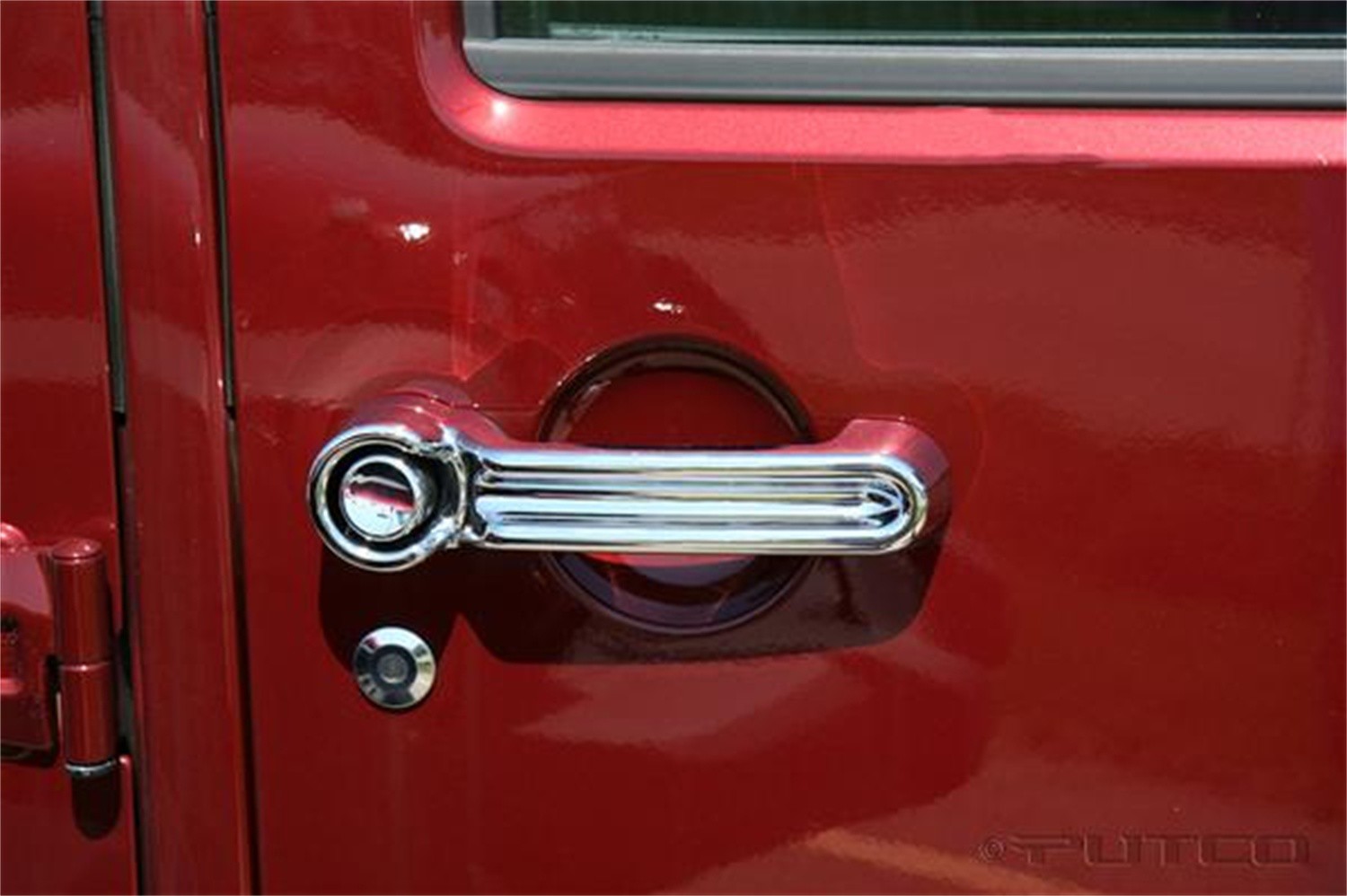 Foto de Cubierta de la manija exterior de la puerta  Chrome para Dodge Nitro 2007 Marca PUTCO Nmero de Parte 401046