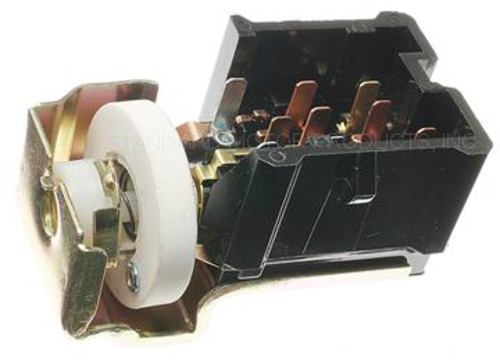 Foto de Interruptor de faro para Ford E-150 Econoline 1993 Ford E-250 Econoline 1998 2001 Ford Mustang 2000 Marca STANDARD MOTOR N�mero de Parte DS-531