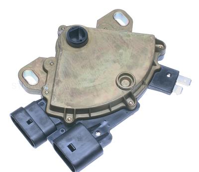 Foto de Interruptor de Seguridad Neutro para Saturn SC1 Saturn SC2 Saturn SL Saturn SL1 Saturn SL2 Saturn SW1 Saturn SW2 Marca STANDARD MOTOR Nmero de Parte NS-118