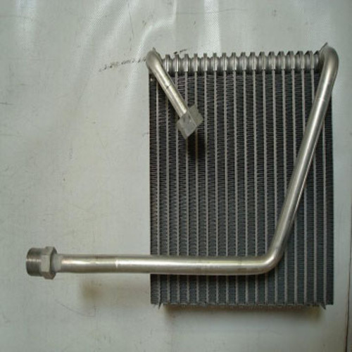 Núcleo Evaporador A/C Nissan Sentra 2000-2006 (excepto 1.6L) – Aluminio – 1 Año Garantía