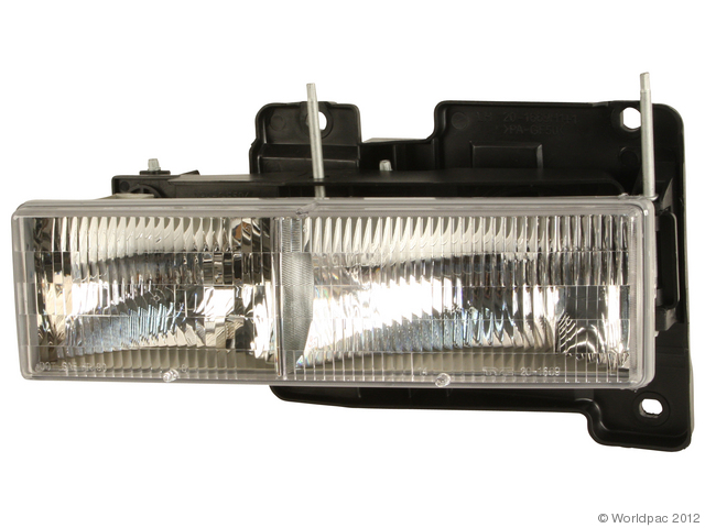 Foto de Conjunto de Faros Delanteros para Chevrolet y GMC Marca Tyc Nmero de Parte W0133-1842882