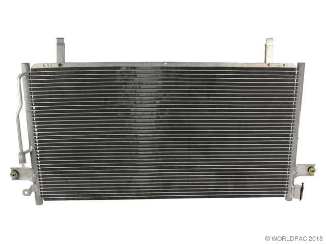 Foto de Condensador de Aire Acondicionado para Infiniti QX4 Nissan Pathfinder Marca Valeo Nmero de Parte W0133-1725841