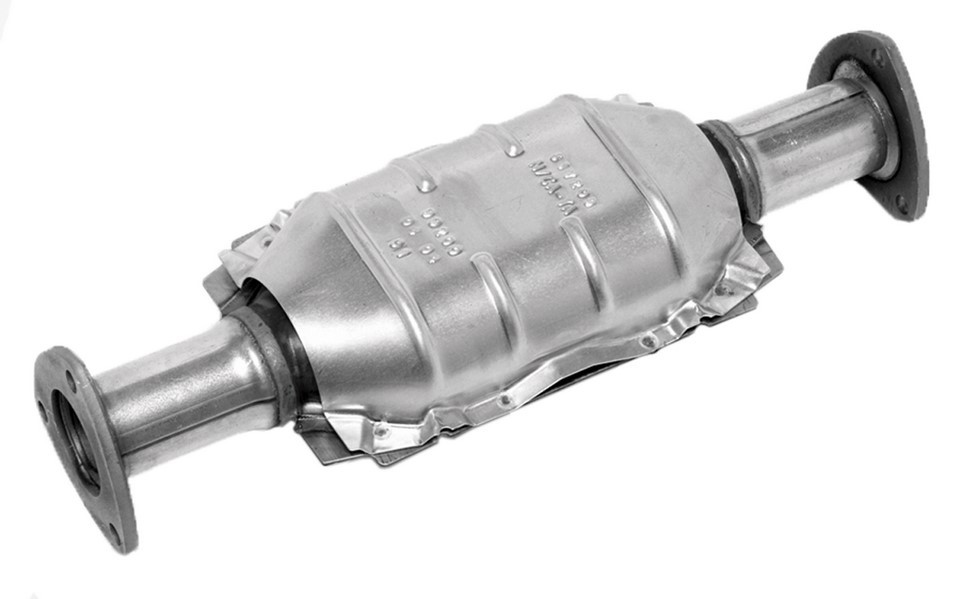 Foto de Convertidor Catal�tico Standard Direct Fit para Chevrolet Beretta Chevrolet Cavalier Chevrolet Corsica Pontiac Sunbird Pontiac Sunfire Marca WALKER N�mero de Parte 15635